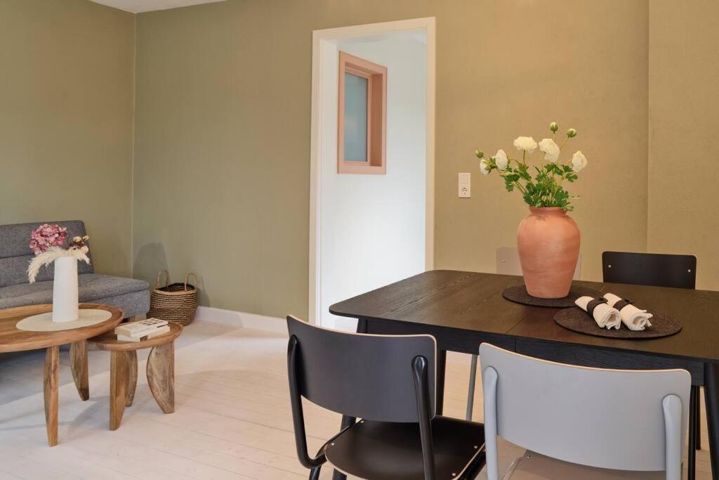 Mosel-Auszeit - Fewo Mit Sauna & Sonnenterrasse - Ideal Fuer 2 Personen Uerzig Exterior photo